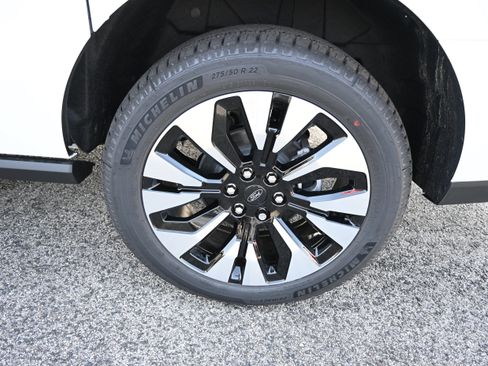 New 2027 Ford Expedition Max Platinum w/ Driver's Package RWD image 14