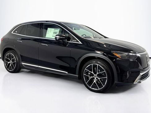 New 2026 Mercedes-Benz EQE 320+ SUV image 3