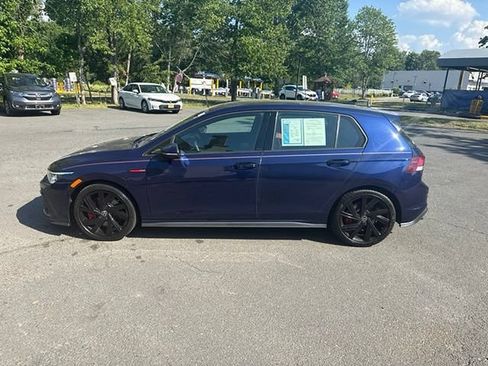 Used 2022 Volkswagen GTI SE FWD image 3