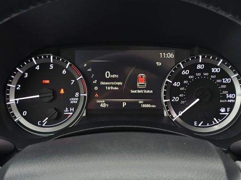 Used 2023 Toyota Highlander XLE image 20