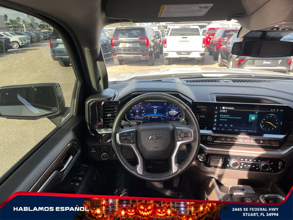 Certified 2025 Chevrolet Silverado 1500 RST w/ Redline Edition AWD/4WD image 13