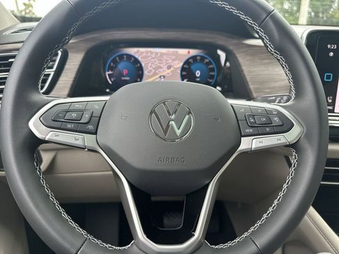 New 2026 Volkswagen Atlas SEL image 14