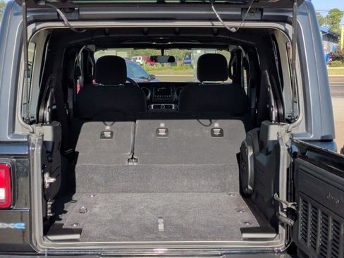 Used 2023 Jeep Wrangler Willys 4xe image 40