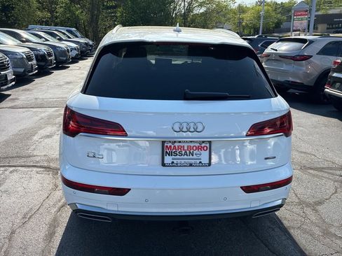 Used 2023 Audi Q5 e Premium w/ Convenience Package AWD/4WD image 6