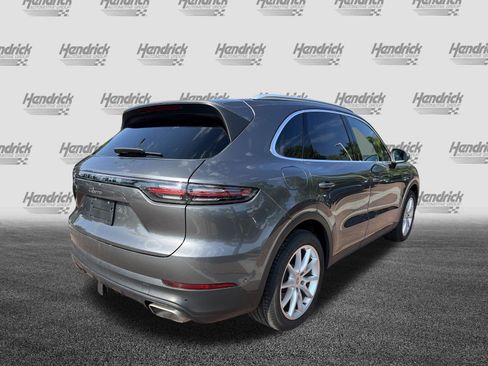 Used 2022 Porsche Cayenne AWD/4WD image 10