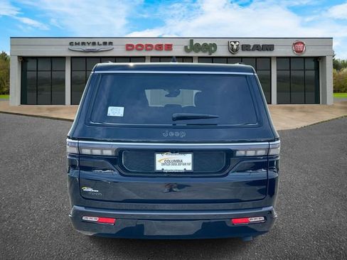 New 2026 Jeep Grand Wagoneer L 4WD image 30