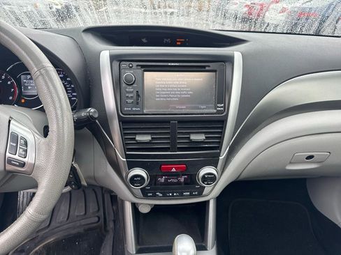 Used 2012 Subaru Forester 2.5X Touring AWD/4WD image 10