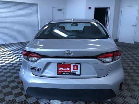 Certified 2025 Toyota Corolla LE image 13