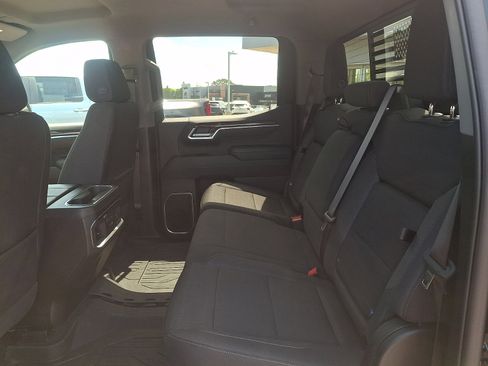 Used 2025 GMC Sierra 1500 Elevation w/ Preferred Package AWD/4WD image 10