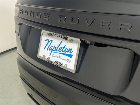 Used 2024 Land Rover Range Rover Velar S image 8
