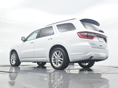 Used 2023 Dodge Durango R/T RWD image 31