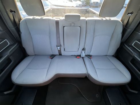 Used 2024 RAM 2500 Big Horn AWD/4WD image 15