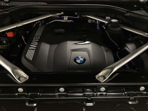 Used 2026 BMW X5 sDrive40i image 17