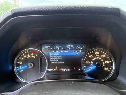 Used 2015 Ford F150 Platinum w/ Equipment Group 701A Luxury AWD/4WD image 15