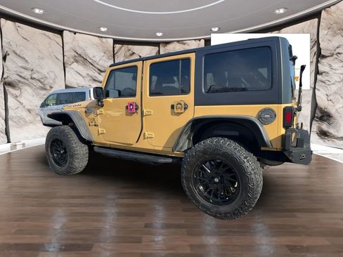 Used 2014 Jeep Wrangler Unlimited Sport w/ Quick Order Package 24S AWD/4WD image 3