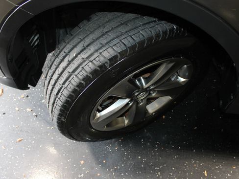 Used 2015 Toyota RAV4 XLE FWD image 35