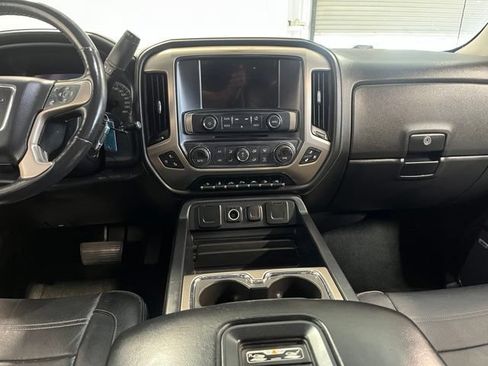 Used 2018 GMC Sierra 1500 Denali w/ Denali Ultimate Package AWD/4WD image 21