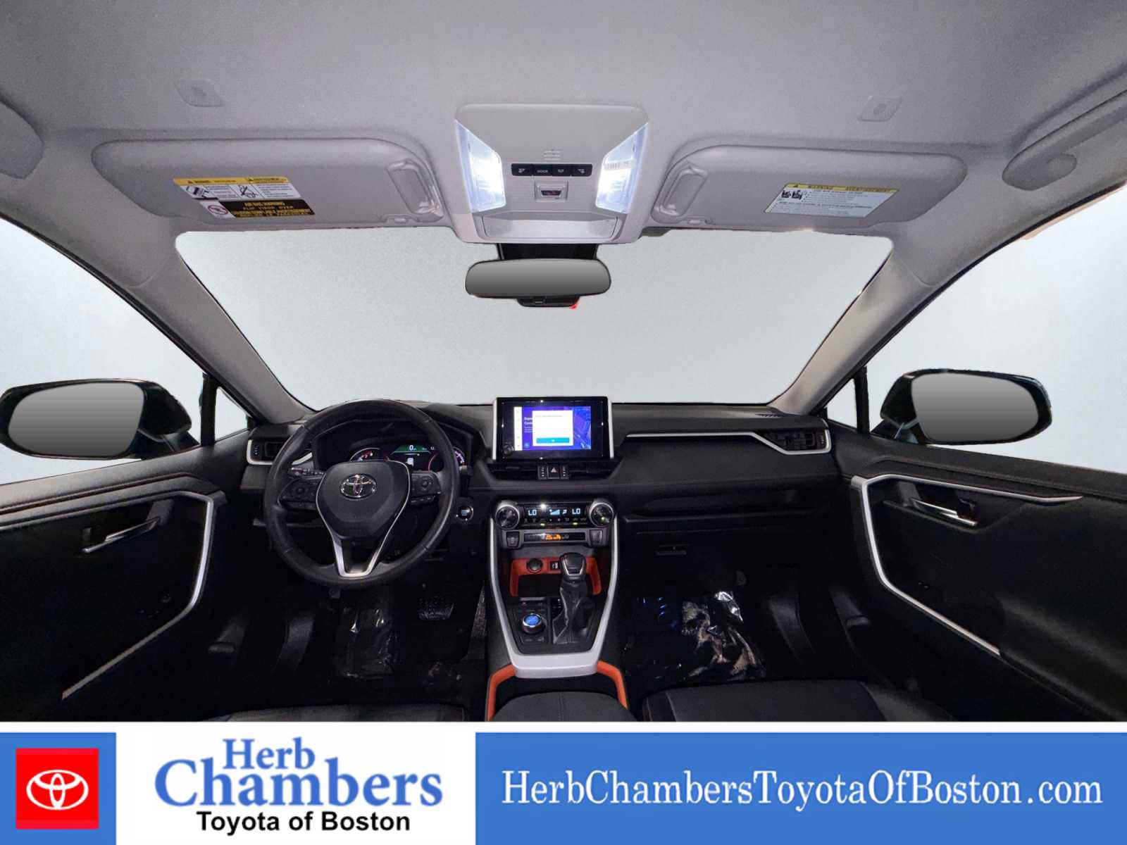 Used 2024 Toyota RAV4 Adventure AWD/4WD image 4