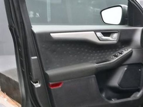 Used 2020 Ford Escape SE AWD/4WD image 21