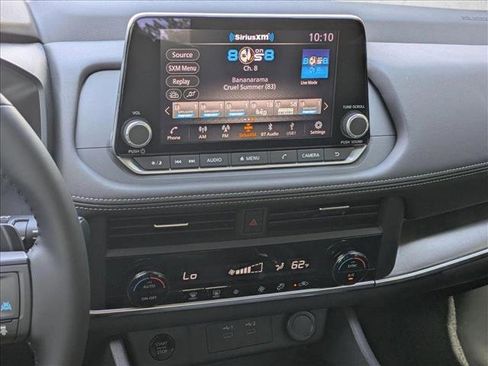 Used 2026 Nissan Rogue SV FWD image 14