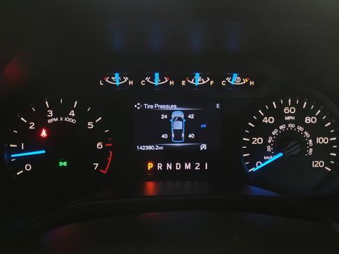 Used 2015 Ford F150 XL w/ Equipment Group 101A Mid RWD image 23