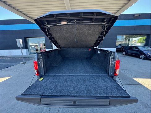 Used 2019 Ford F150 Lariat w/ Equipment Group 502A Luxury AWD/4WD image 29