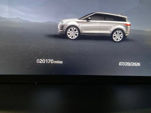 Used 2024 Land Rover Range Rover Evoque Dynamic SE AWD/4WD image 12