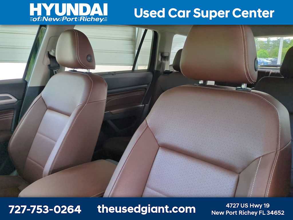 Used 2021 Volkswagen Atlas SEL R-Line FWD image 7