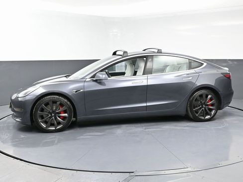 Used 2018 Tesla Model 3 Performance image 5
