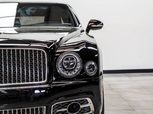 Used 2018 Bentley Mulsanne RWD image 7