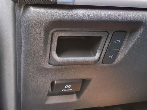 New 2026 Ford Expedition Max Active RWD image 18