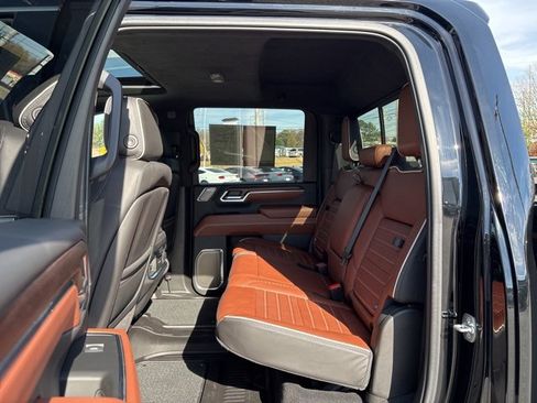 Used 2025 GMC Sierra 2500 Denali Ultimate w/ Max Trailering Package image 26