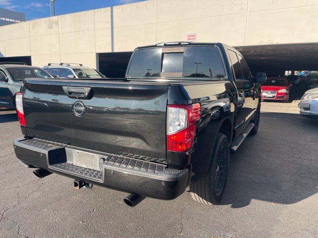 Used 2019 Nissan Titan SL w/ Midnight Edition AWD/4WD image 3
