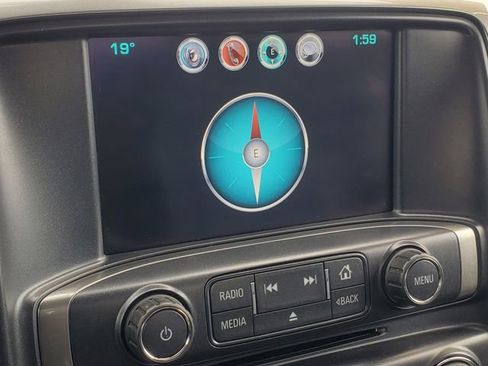 Used 2018 Chevrolet Silverado 1500 LT image 17