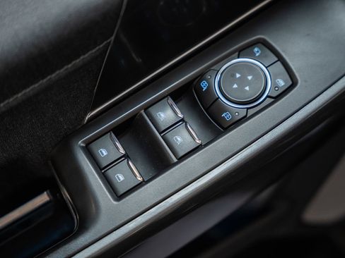 Used 2023 Ford F150 Lariat w/ Equipment Group 502A High image 43