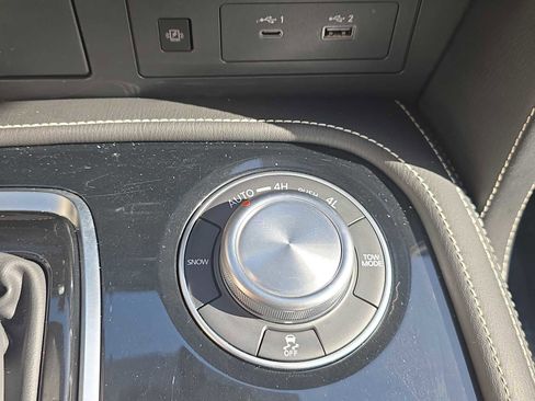 Certified 2024 INFINITI QX80 Premium Select w/ All-Season Package image 21