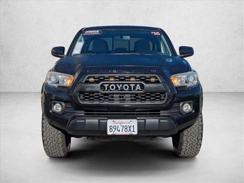 Used 2016 Toyota Tacoma SR5 w/ SR5 Appearance Package (SN) image 2
