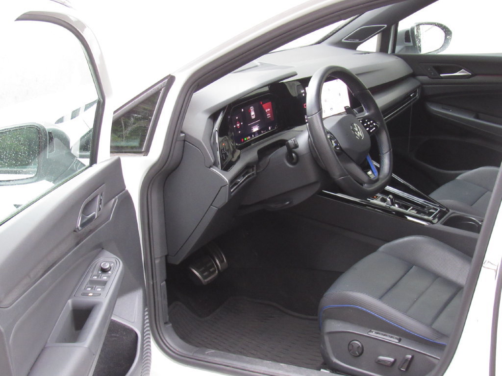 Used 2024 Volkswagen Golf R AWD/4WD image 9