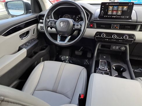 Used 2023 Honda Pilot EX-L image 10