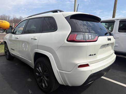 Used 2019 Jeep Cherokee High Altitude AWD/4WD image 5