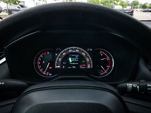 Used 2023 Toyota RAV4 XLE FWD image 21