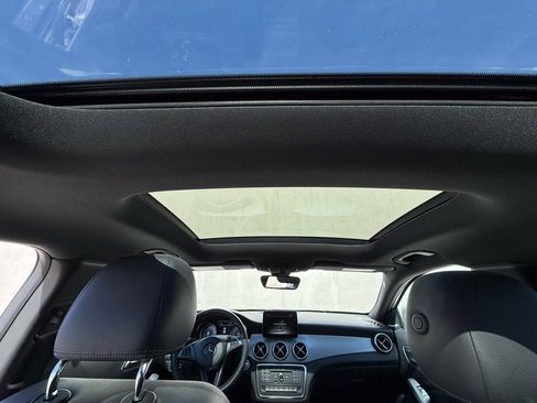 Used 2017 Mercedes-Benz GLA 250 image 7