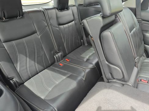 Used 2013 INFINITI JX35 AWD w/ Premium Pkg image 20