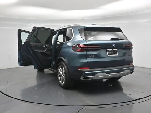 Used 2024 BMW X5 sDrive40i w/ Premium Package RWD image 34