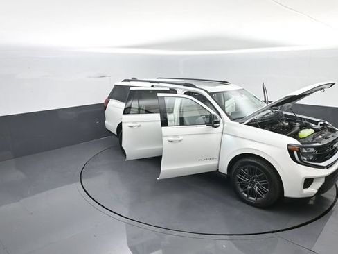 New 2027 Ford Expedition Max Platinum w/ Driver's Package AWD/4WD image 32