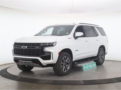 Used 2023 Chevrolet Tahoe Z71 w/ Z71 Off-Road Package AWD/4WD image 10