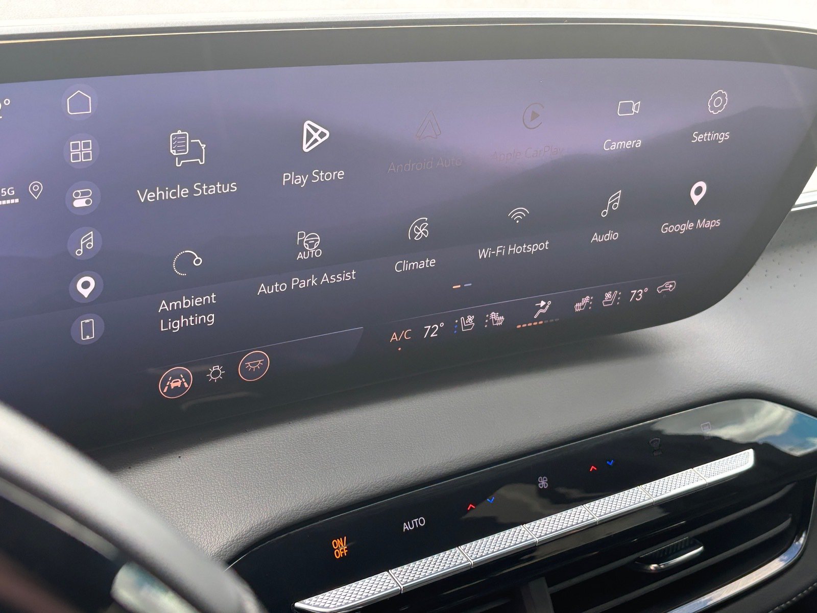 Used 2025 Buick Enclave Avenir w/ Super Cruise Package FWD image 29