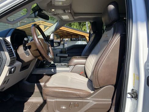 Used 2018 Ford F350 Limited w/ FX4 Off-Road Package AWD/4WD image 13
