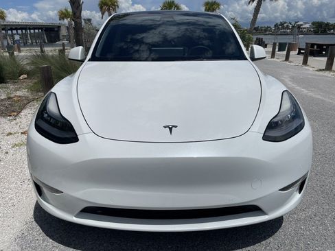 Used 2021 Tesla Model Y Long Range AWD/4WD image 4