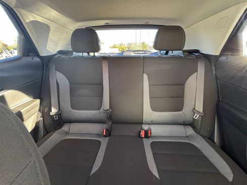 Used 2025 Chevrolet TrailBlazer LT image 36